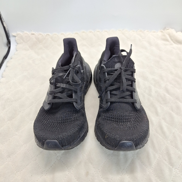 Women's Adidas Ultraboost 20 Running Shoes. Size: 7 - Picture 3 of 15